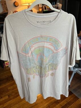 Urban Outfitters Women’s Oversized Beige Graphic Band T-Shirt - Van Halen -Stain